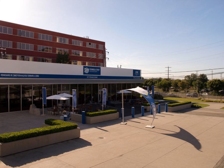 Entrances & Plazas
