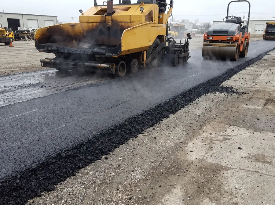 Heavy-duty asphalt mat in GTA