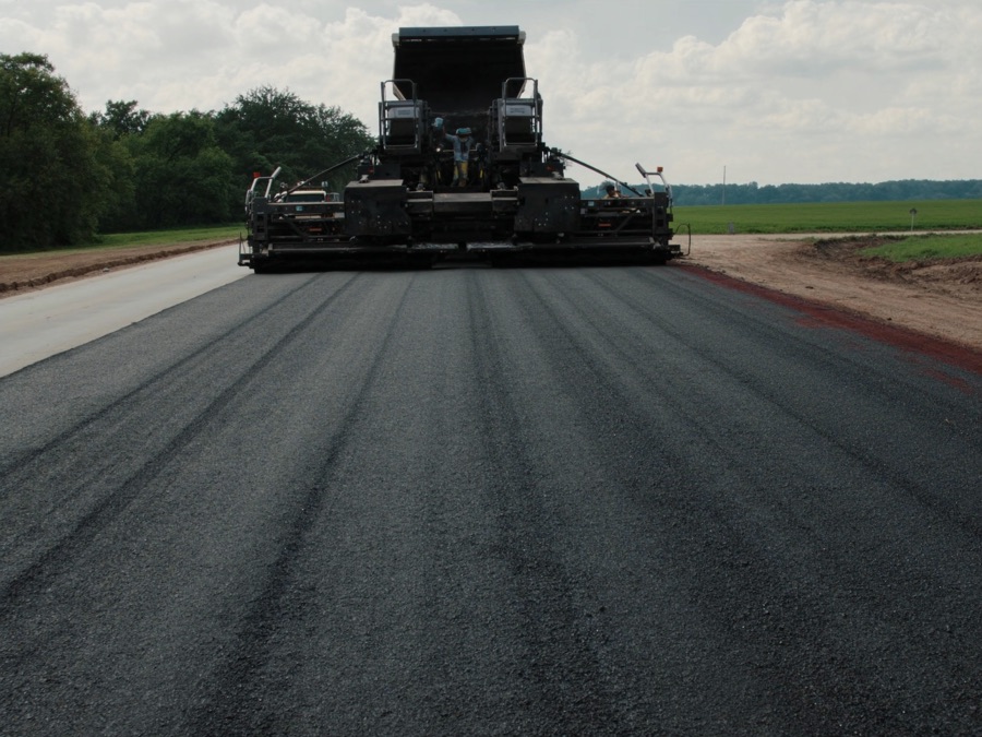 Heavy-duty asphalt mat in GTA