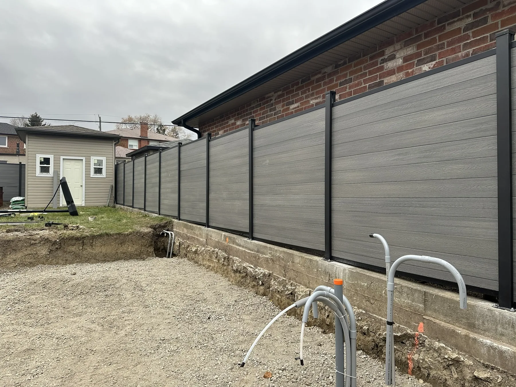Composite Fence in GTA